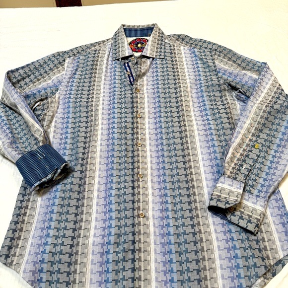 Robert Graham long sleeved button up - Picture 2 of 6